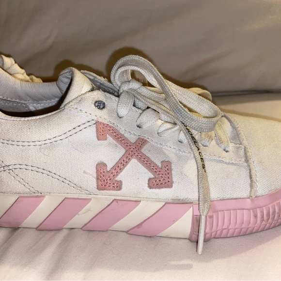 OFF WHITE SHOES - Picture 2 of 2